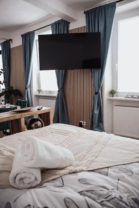 Cozy Dreams: Deluxe 2-Zimmer-Apartment -Kueche Нюрнберг Екстериор снимка
