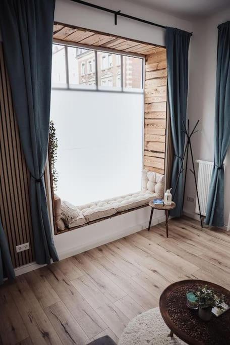 Cozy Dreams: Deluxe 2-Zimmer-Apartment -Kueche Нюрнберг Екстериор снимка